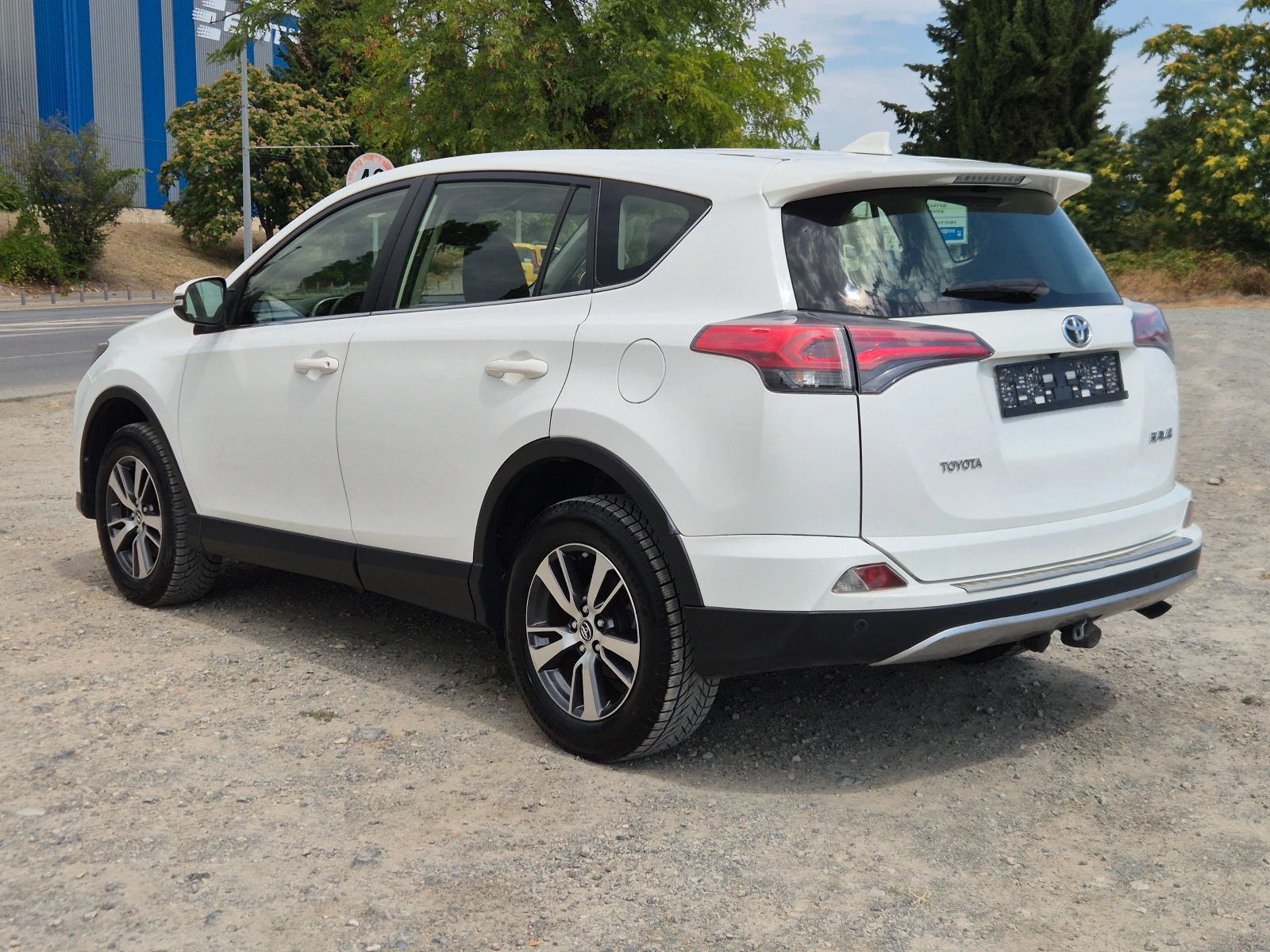 Toyota Rav4 2.0D-4D 143кс, снимка 3 - Автомобили и джипове - 55899740