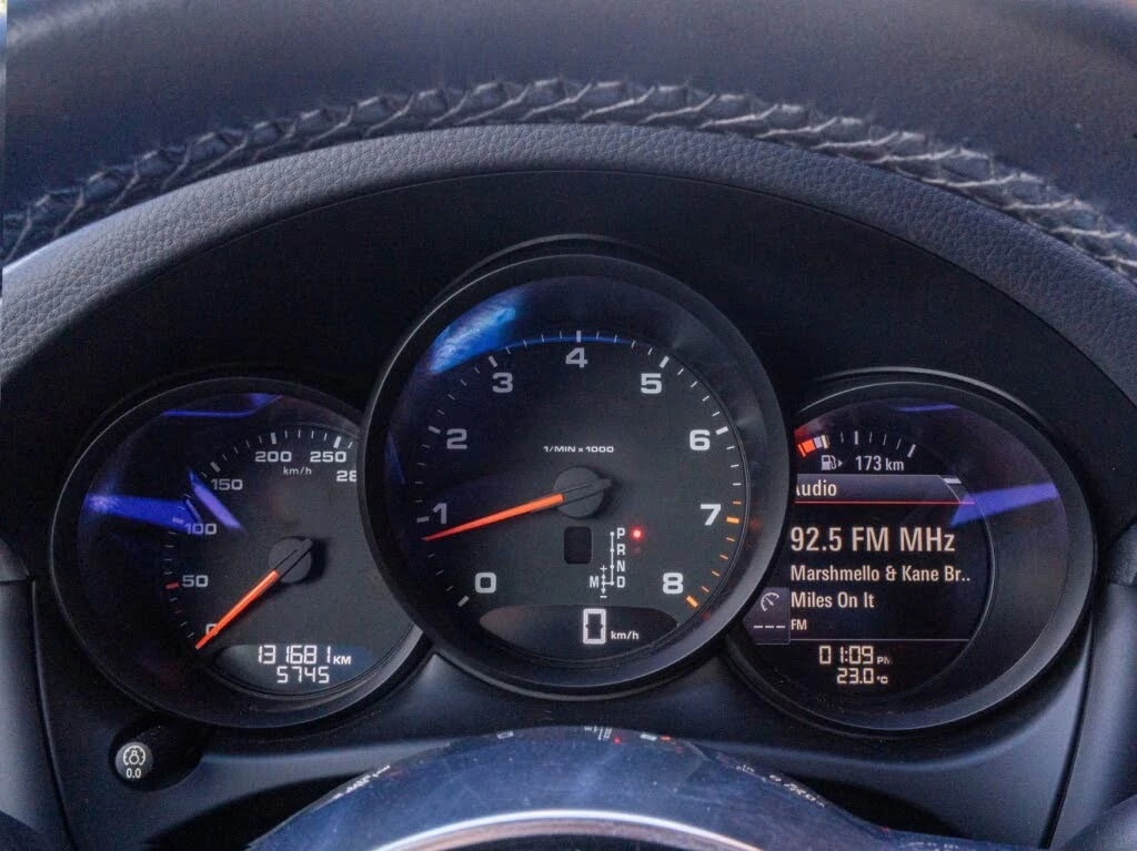 Porsche Macan 2.0 AWD, снимка 14 - Автомобили и джипове - 56113534