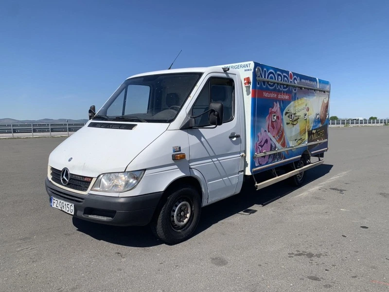 Mercedes-Benz Sprinter 311, снимка 7 - Бусове и автобуси - 45401761