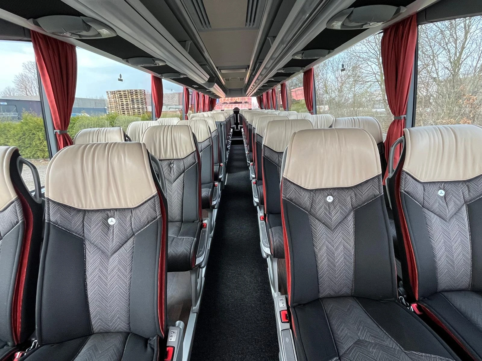 Mercedes-Benz Travego  - изображение 4