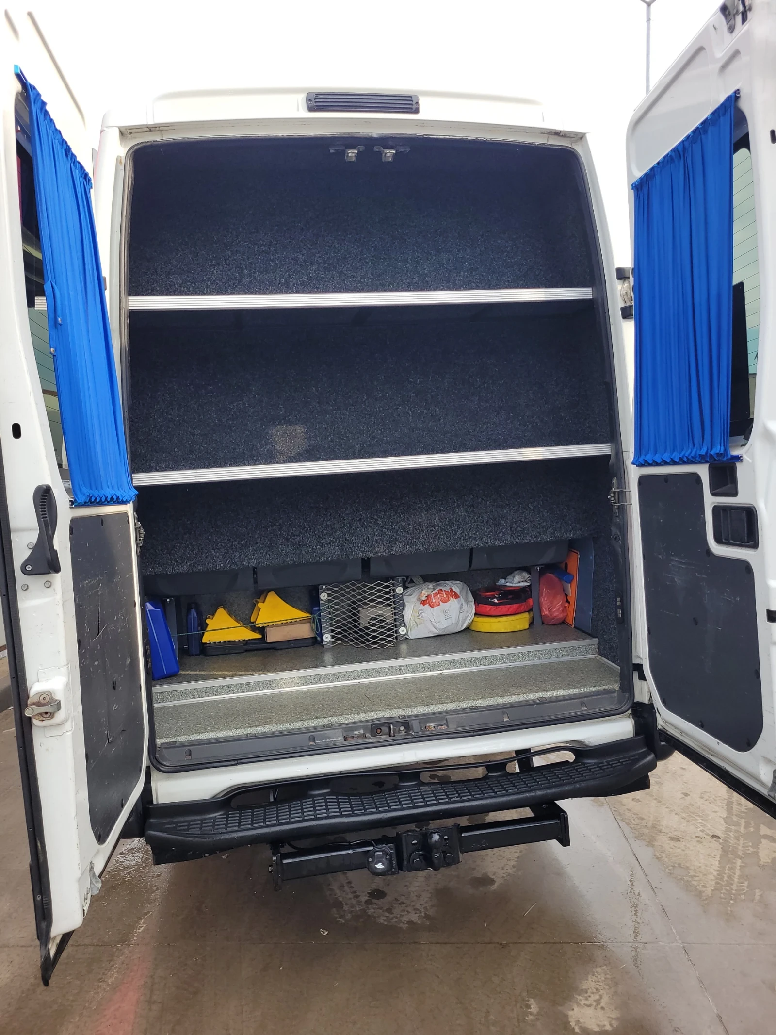 Iveco Daily, снимка 8 - Бусове и автобуси - 55804231