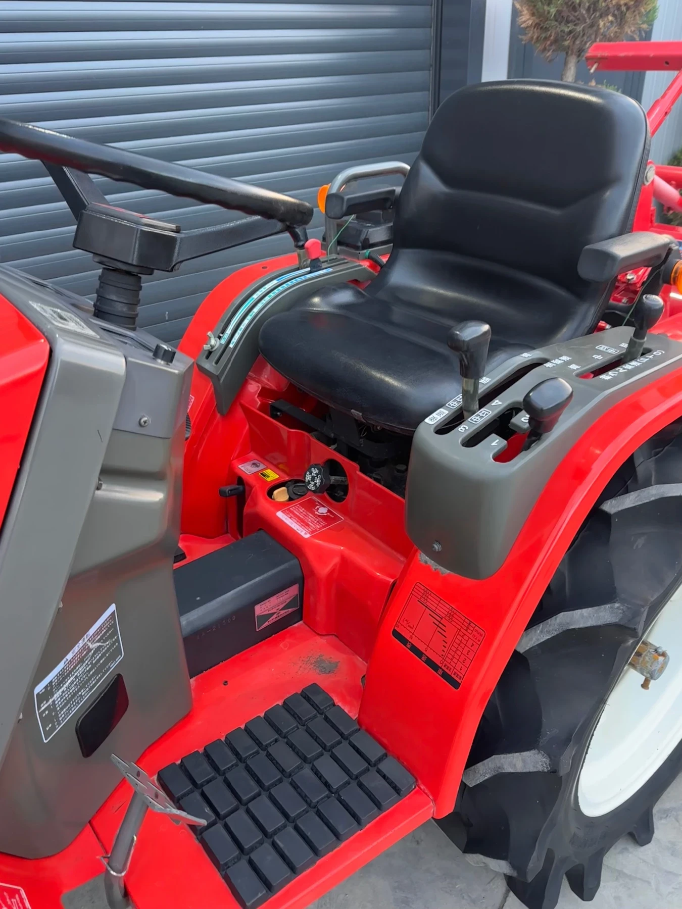  Yanmar -4   | Mobile.bg   10