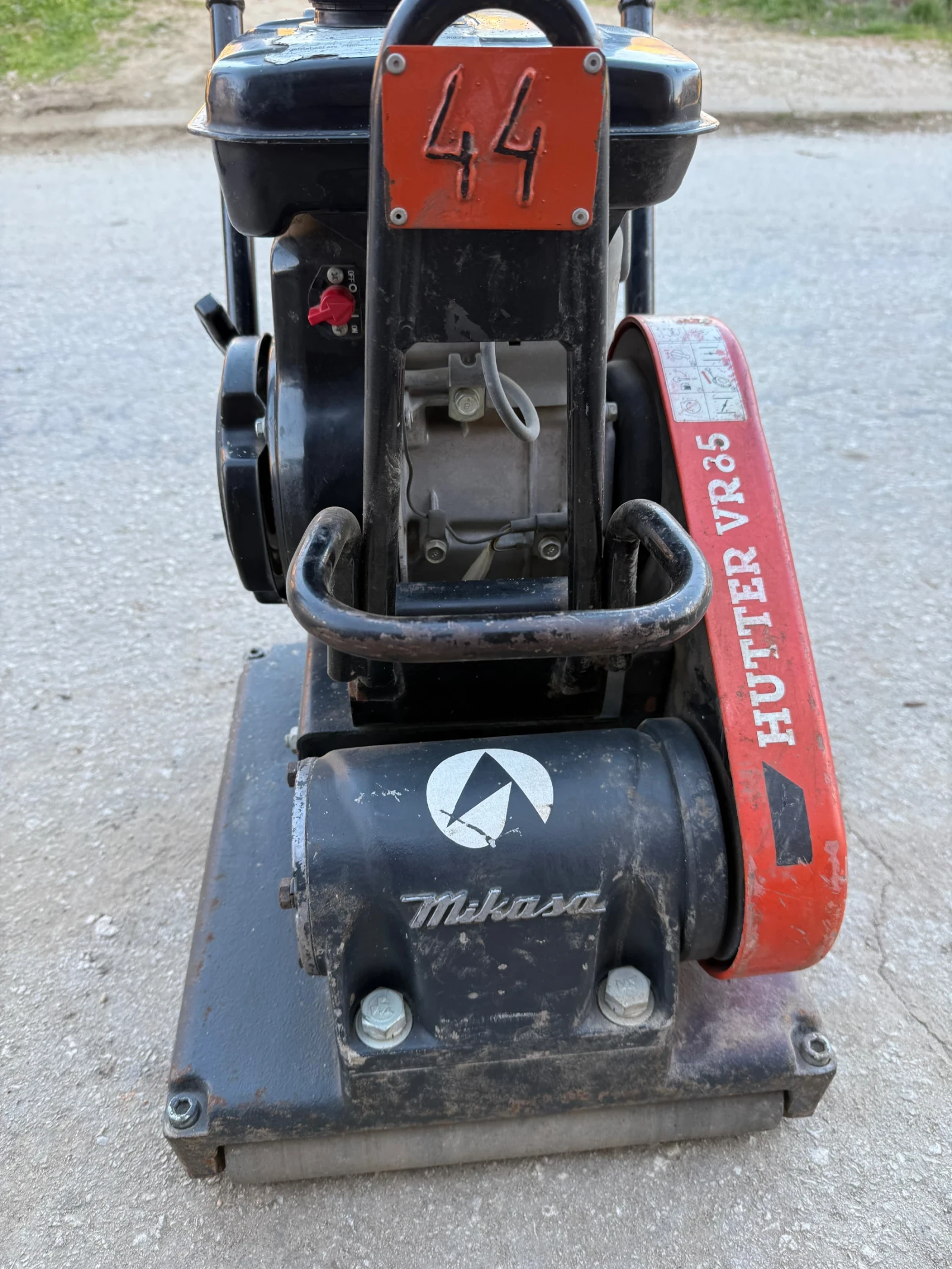 Трамбовки Друга Mikasa, снимка 4 - Индустриална техника - 53902807