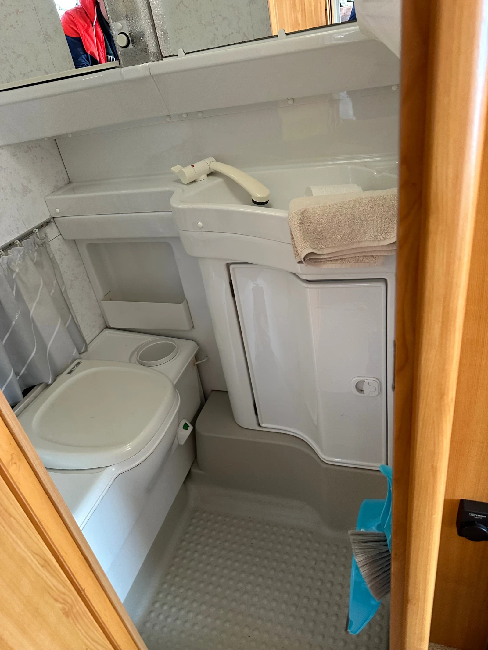 �������� HYMER / ERIBA ���� | Mobile.bg � ����������� 12