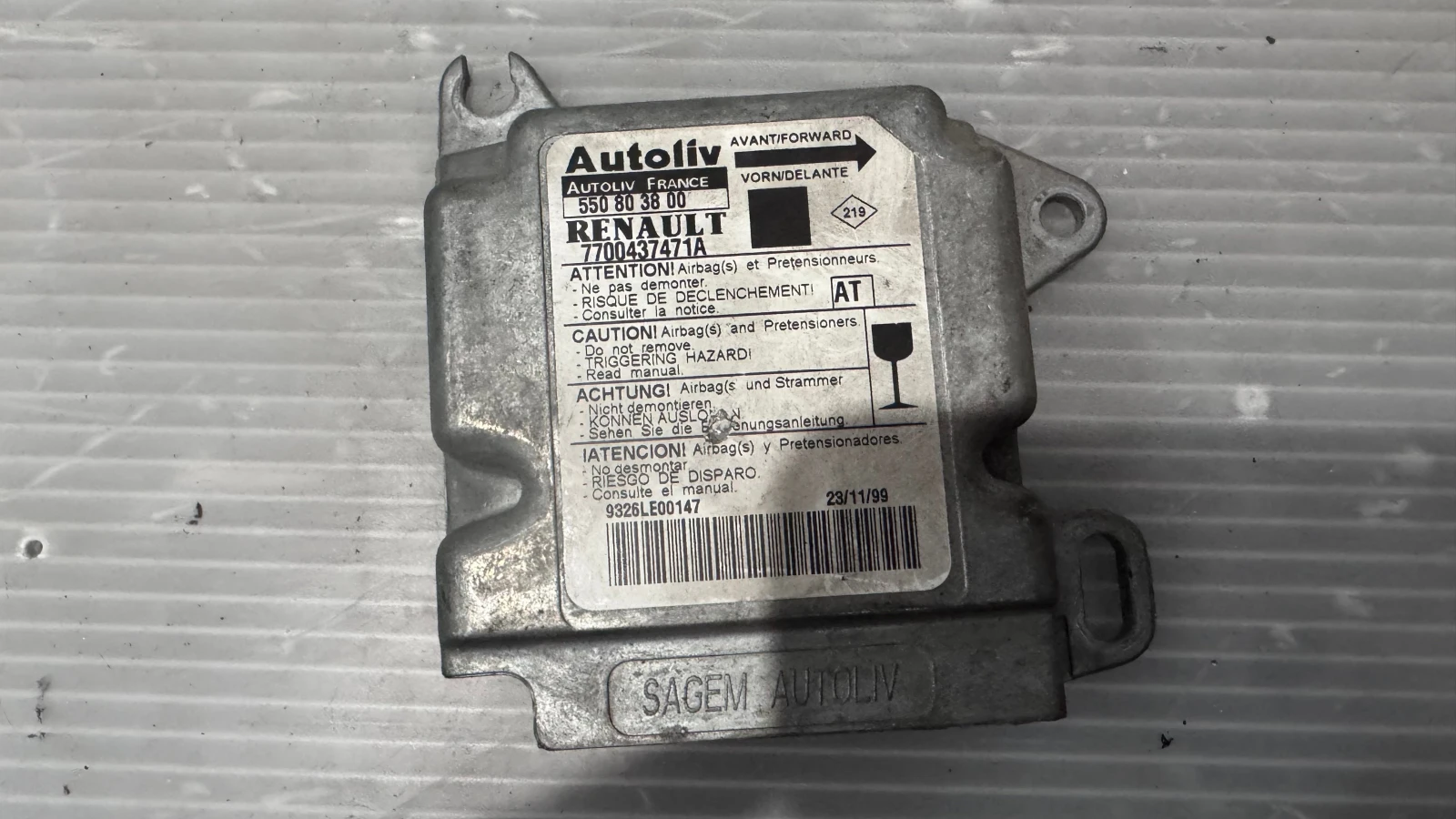 Airbag  /  /  a Renault Scenic - 7700437471A  / 550803800 | Mobile.bg   2