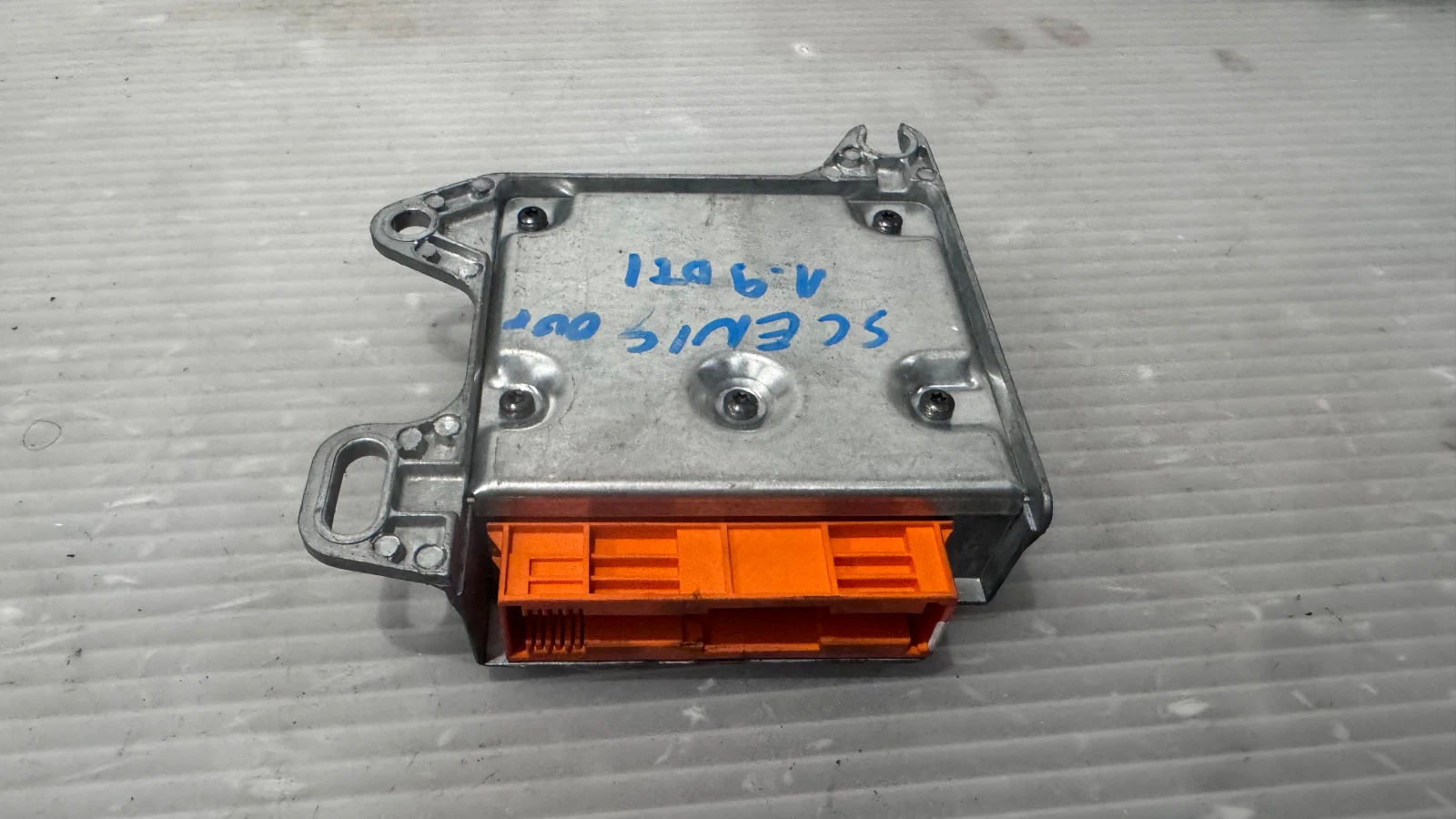 Airbag  /  /  a Renault Scenic - 7700437471A  / 550803800 | Mobile.bg   1