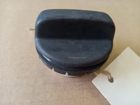 Капачка резервоар вътрешна Тойота Рав4 2.2дкат (9)