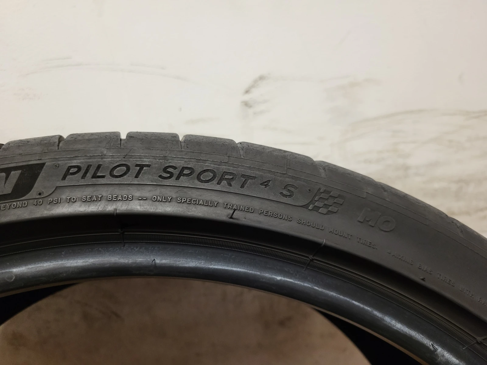 Гуми Летни 275/30R20, снимка 11 - Гуми и джанти - 55800809