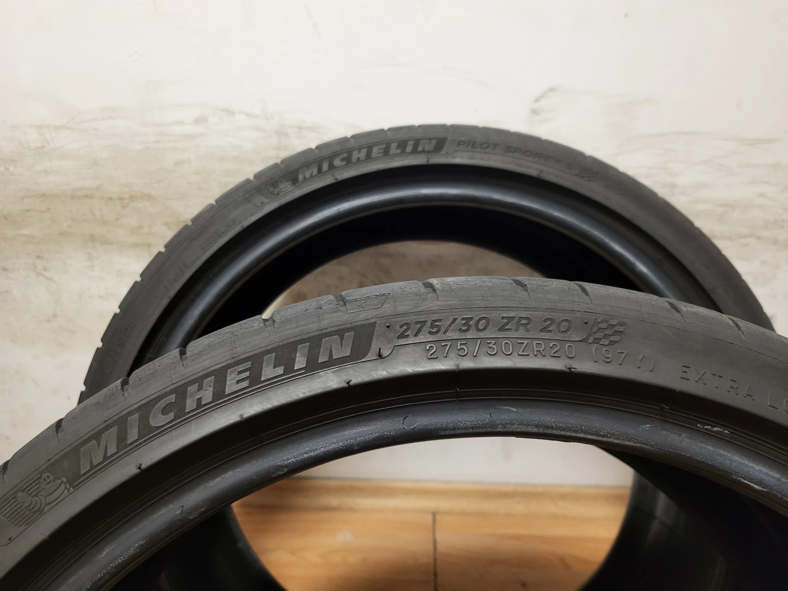 Гуми Летни 275/30R20, снимка 9 - Гуми и джанти - 55800809