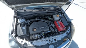 Opel Astra Комби, снимка 8
