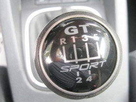 VW Golf GT SPORT, снимка 17 - Автомобили и джипове - 42460137