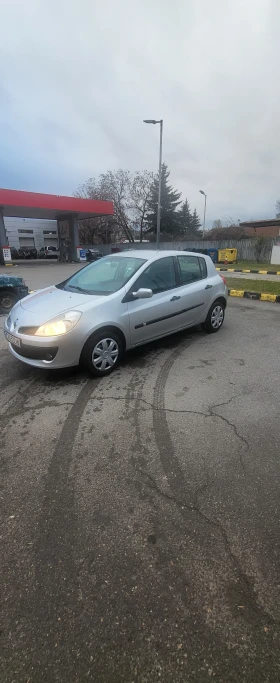 Renault Clio 1.4 бензин 2 ключа, снимка 2