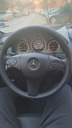 Mercedes-Benz C 220, снимка 3