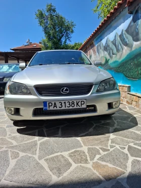  Lexus IS 200