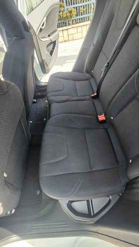 Volvo V40  D2 2.0D - 7200 € / 14081.98 лв. - 44564095 5