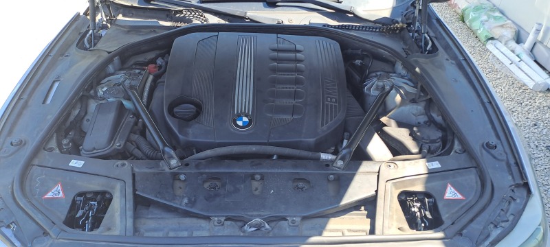 BMW 525 530d Автоматик, снимка 13 - Автомобили и джипове - 41437729