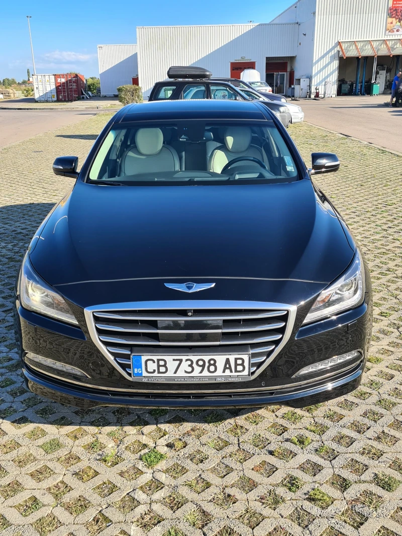 Hyundai Genesis, снимка 1 - Автомобили и джипове - 47665686