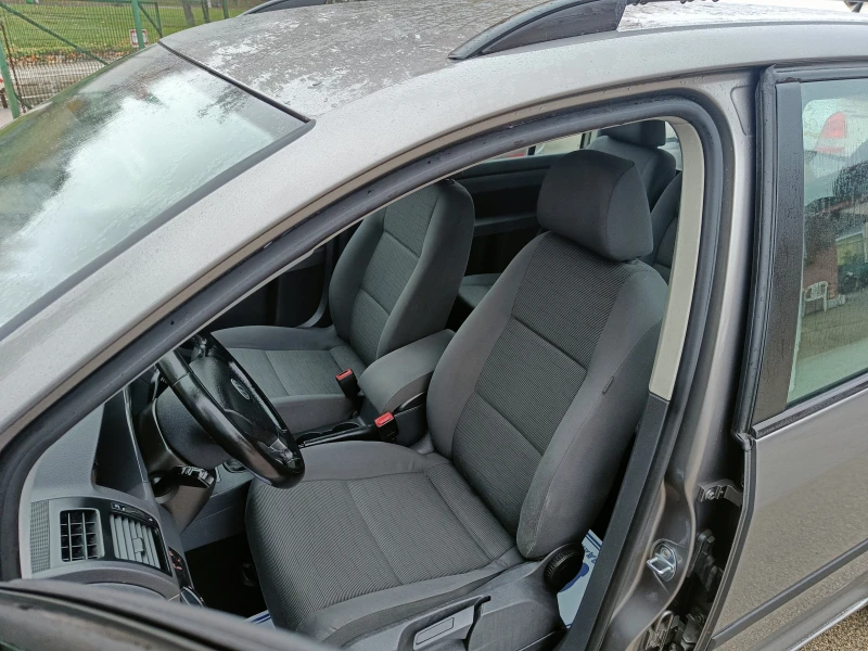 VW Touran 1.9 BARTER 105, снимка 11 - Автомобили и джипове - 52327478