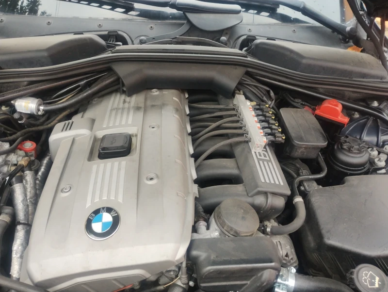 BMW 525 E60, снимка 9 - Автомобили и джипове - 52348943