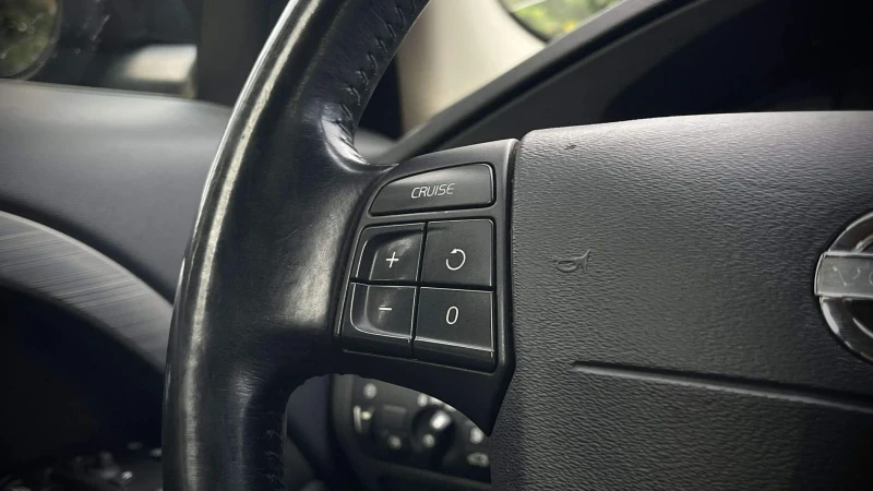 Volvo V70 Volvo V70 2008 145к.с 2.0 бензин 3ключа Перфектен!, снимка 11 - Автомобили и джипове - 52798334