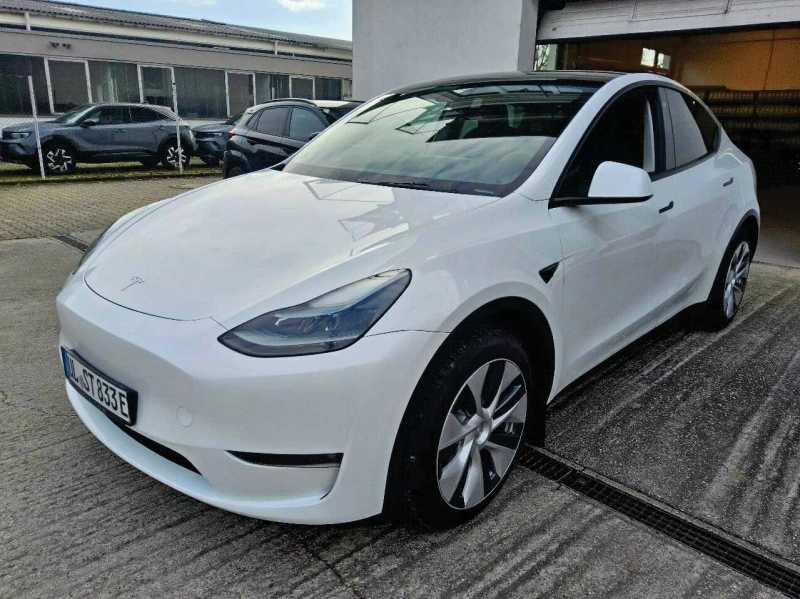 Tesla Model Y  4х4 Европейска Гаранция, снимка 4 - Автомобили и джипове - 52970135