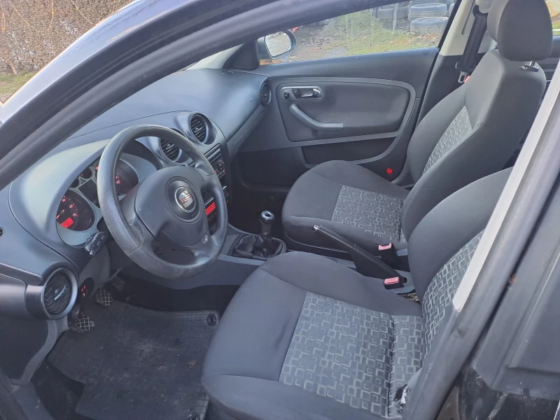 Seat Ibiza 1.4 klima, снимка 5 - Автомобили и джипове - 53019914
