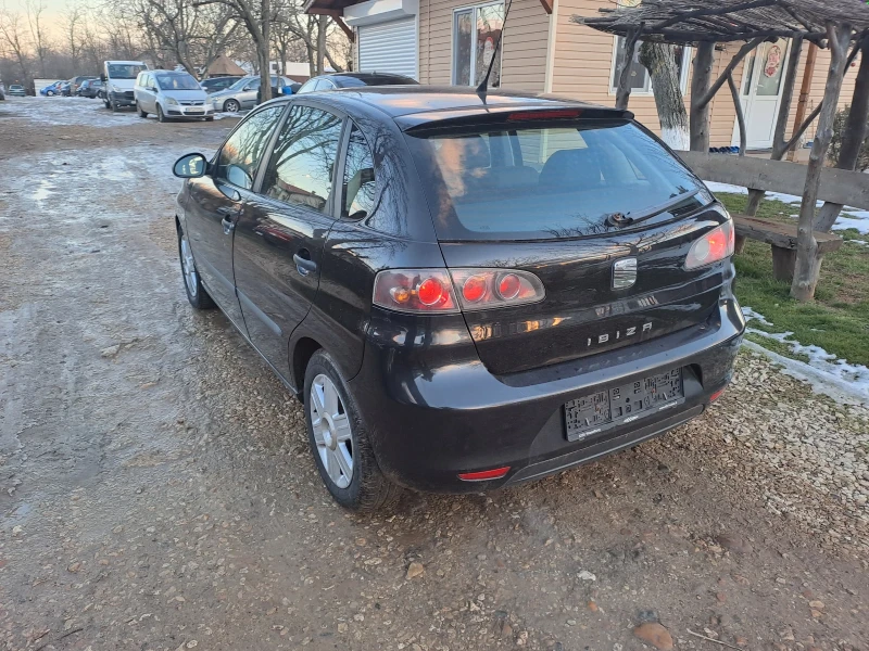 Seat Ibiza 1.4 klima, снимка 8 - Автомобили и джипове - 53019914