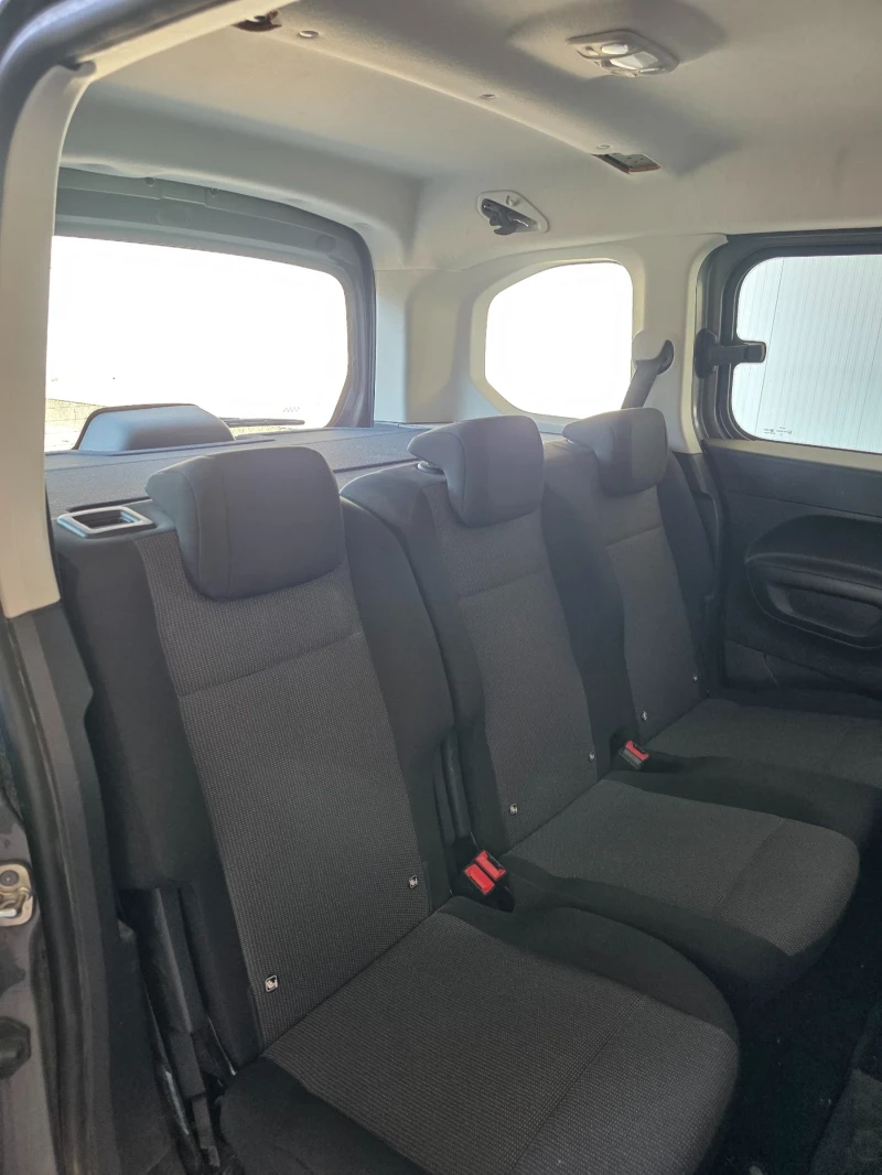 Peugeot Rifter, снимка 8 - Автомобили и джипове - 53109351