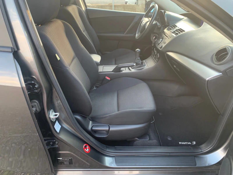 Mazda 3 1.6hdi FACE, снимка 14 - Автомобили и джипове - 53500473