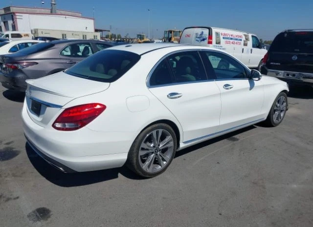 Mercedes-Benz C 300, снимка 4 - Автомобили и джипове - 48392783