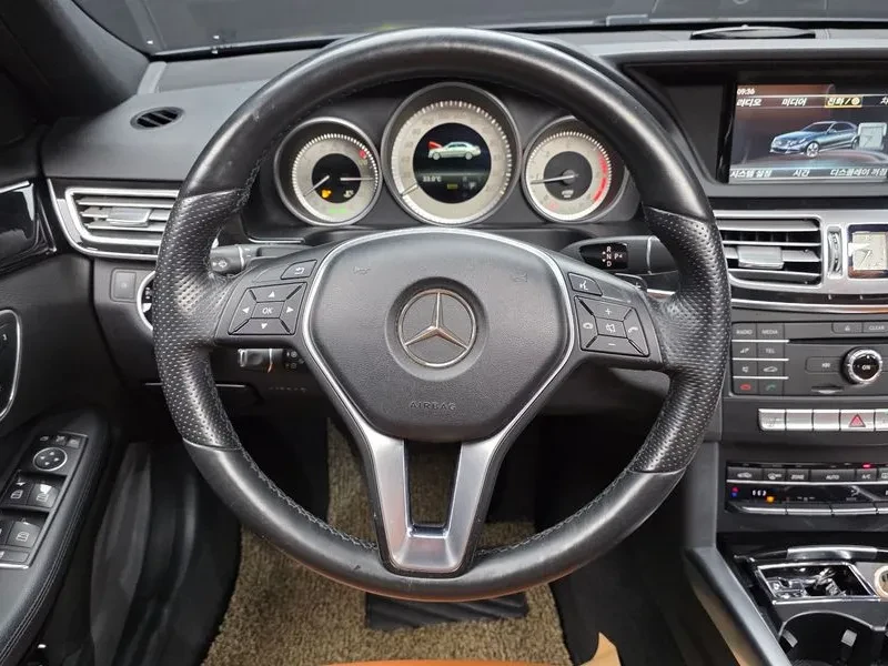 Mercedes-Benz E 220 BlueTEC Avantgarde - САМО 30% АВАНС, снимка 14 - Автомобили и джипове - 55800252