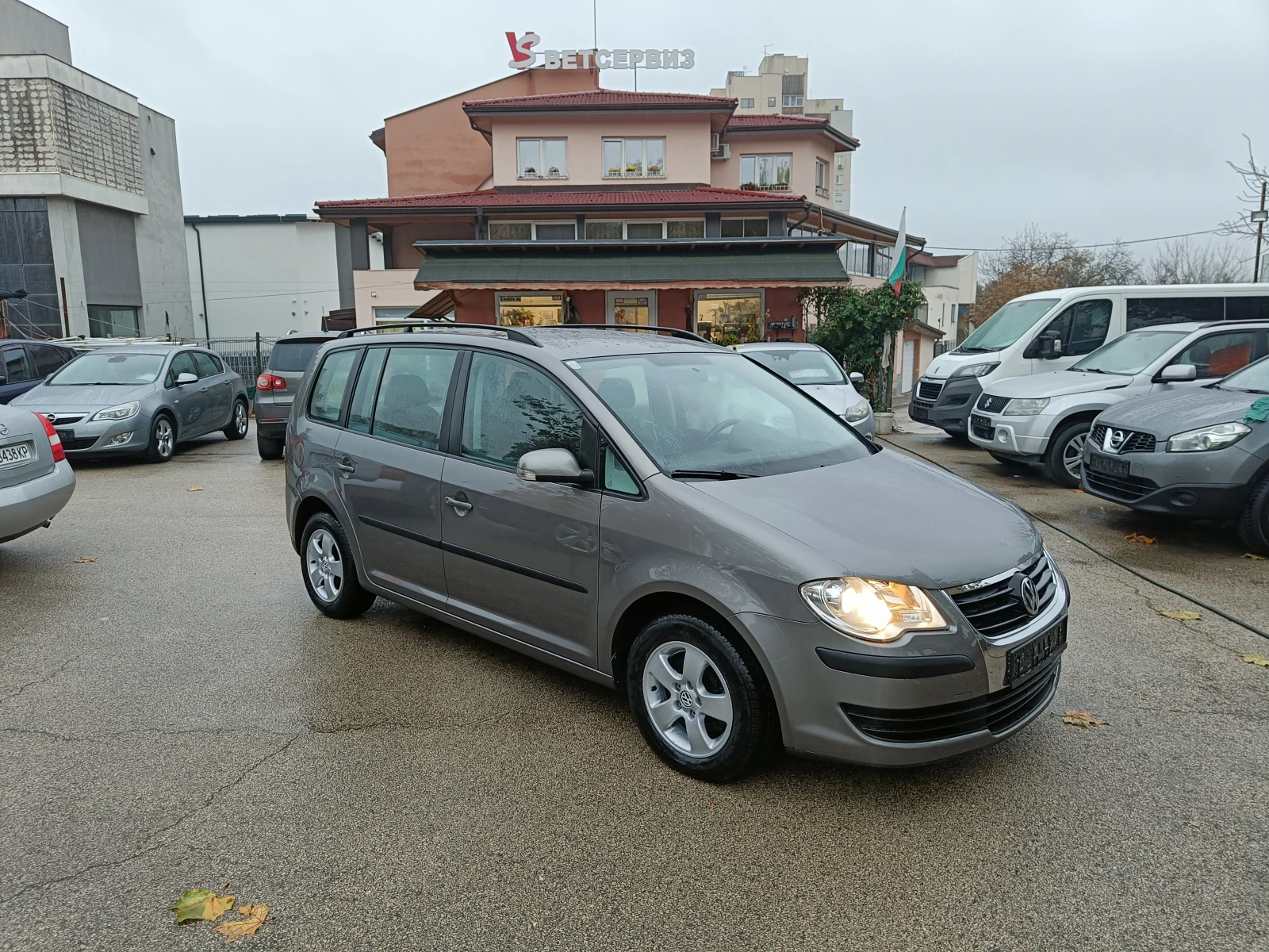 VW Touran 1.9 BARTER 105, снимка 1