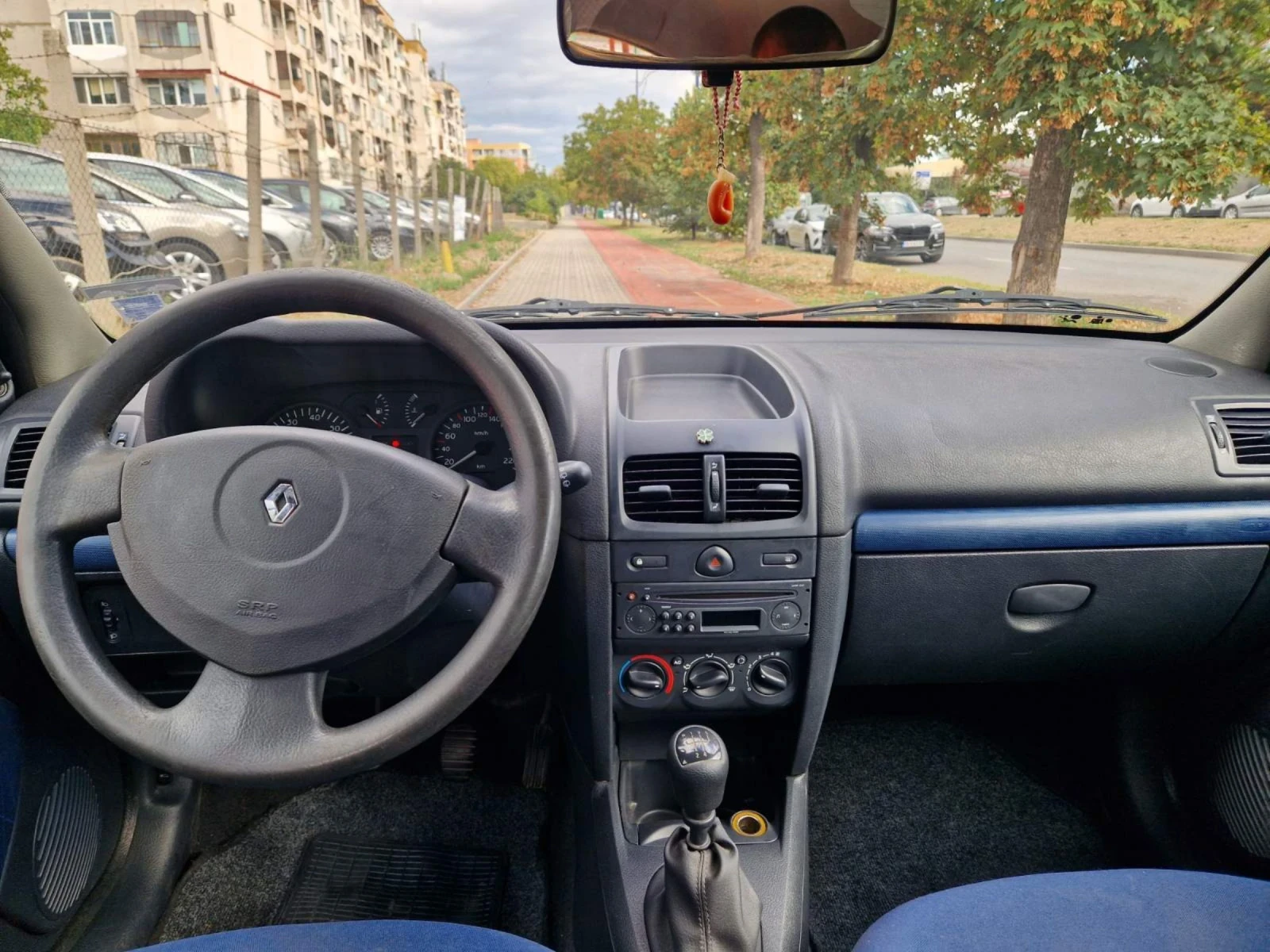 Renault Clio 1.2 - изображение 9