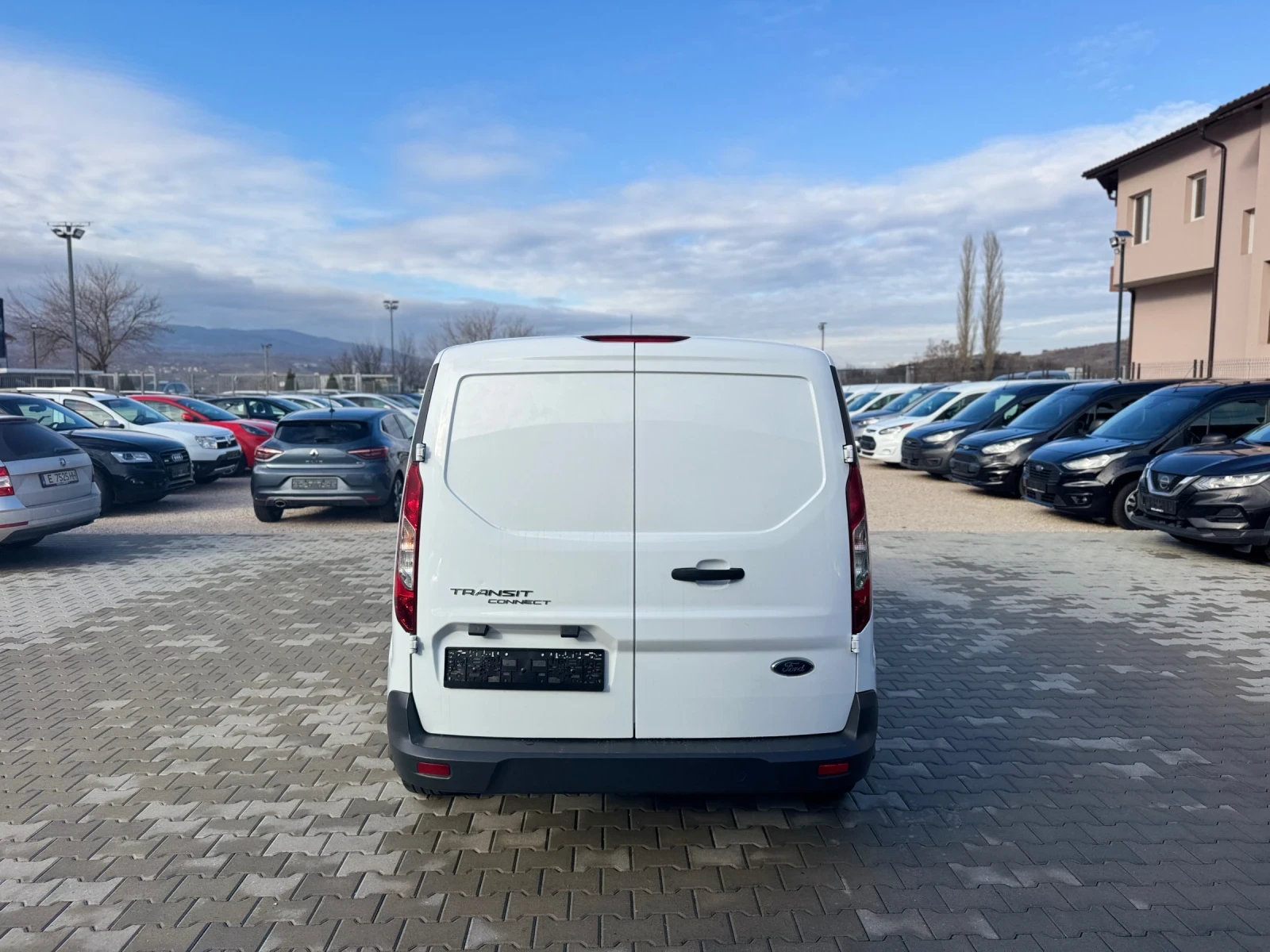 Ford Connect 1.5D MAXXI 2+ 1 - изображение 4