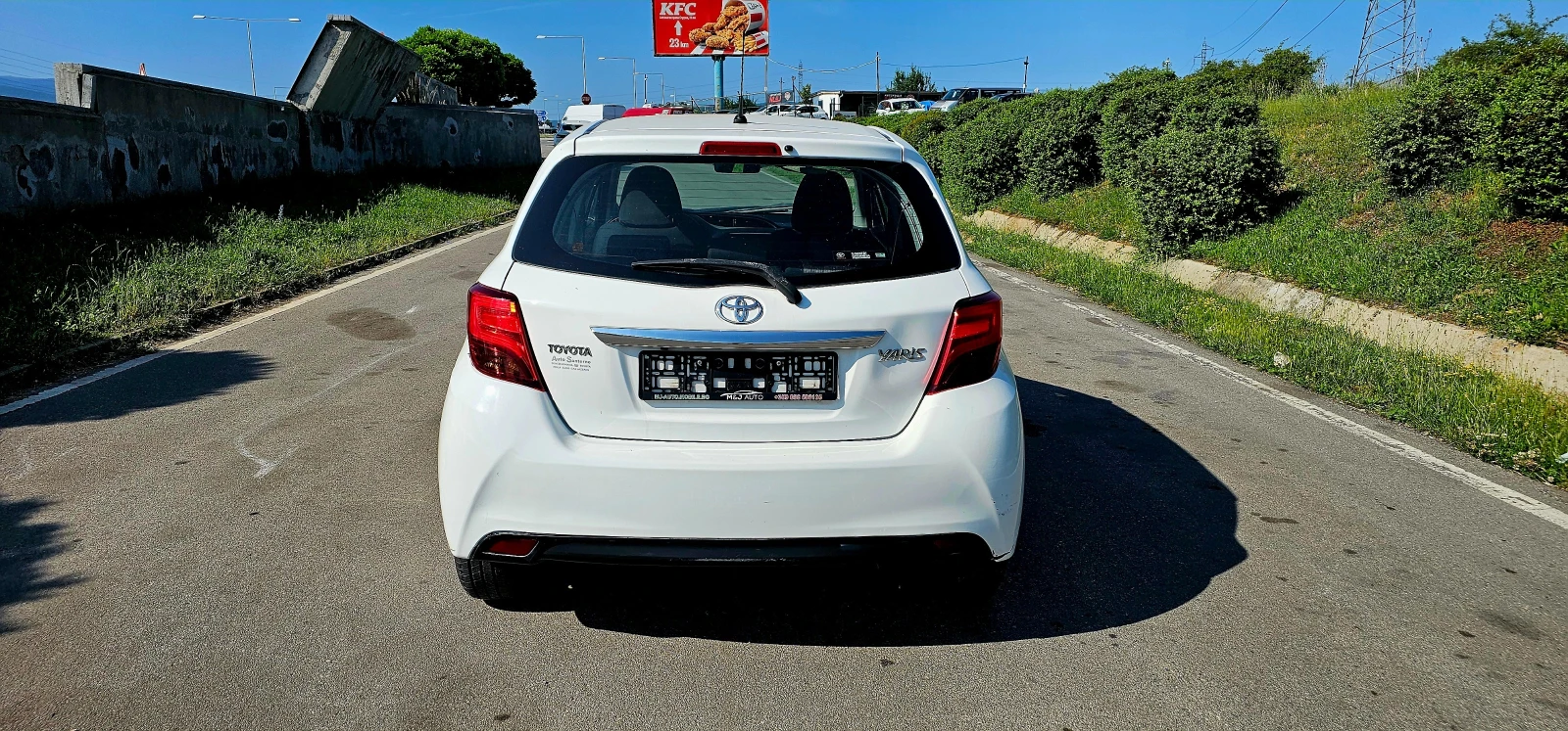 Toyota Yaris 1.0  - изображение 5