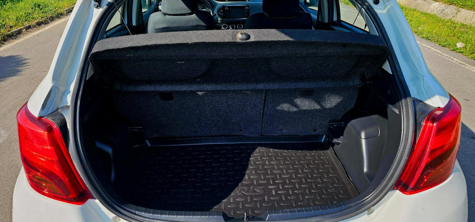 Toyota Yaris 1.0  - изображение 6