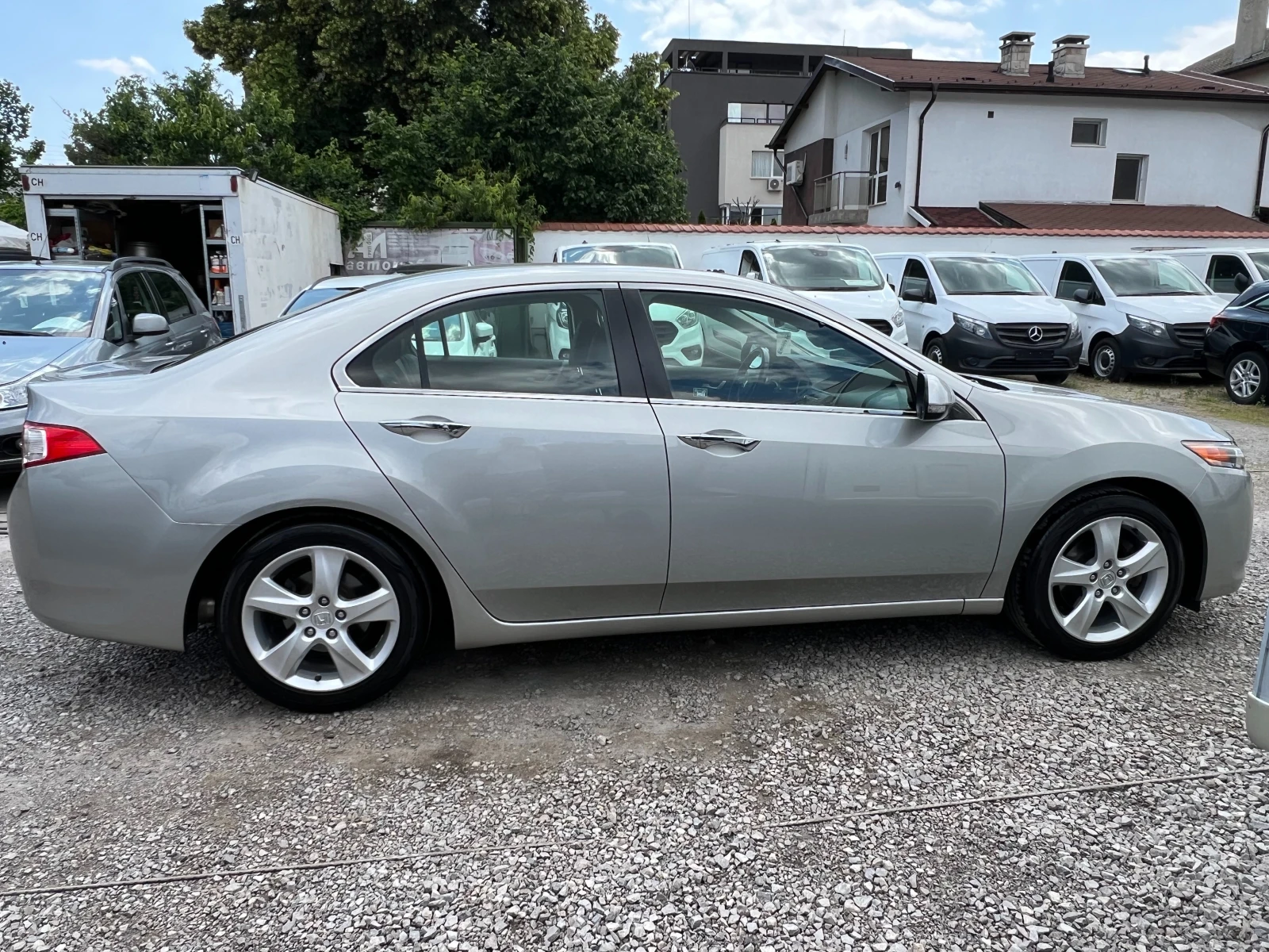 Honda Accord 2.0i-VTEC 94979км./Серв. история/JHMCU15809C206996 - изображение 5