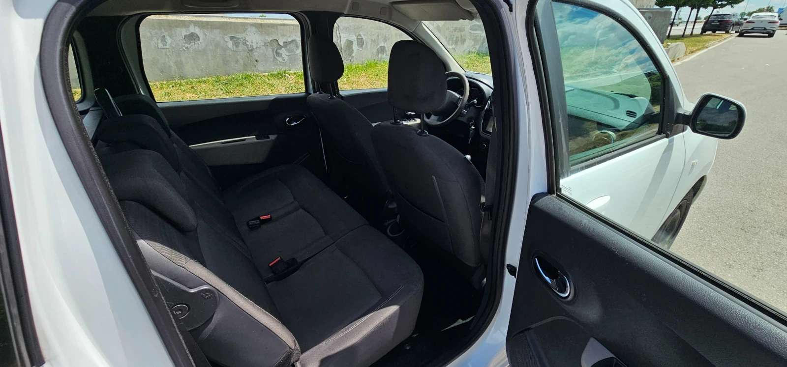 Dacia Lodgy 1.5   DCI NAVI  - изображение 8