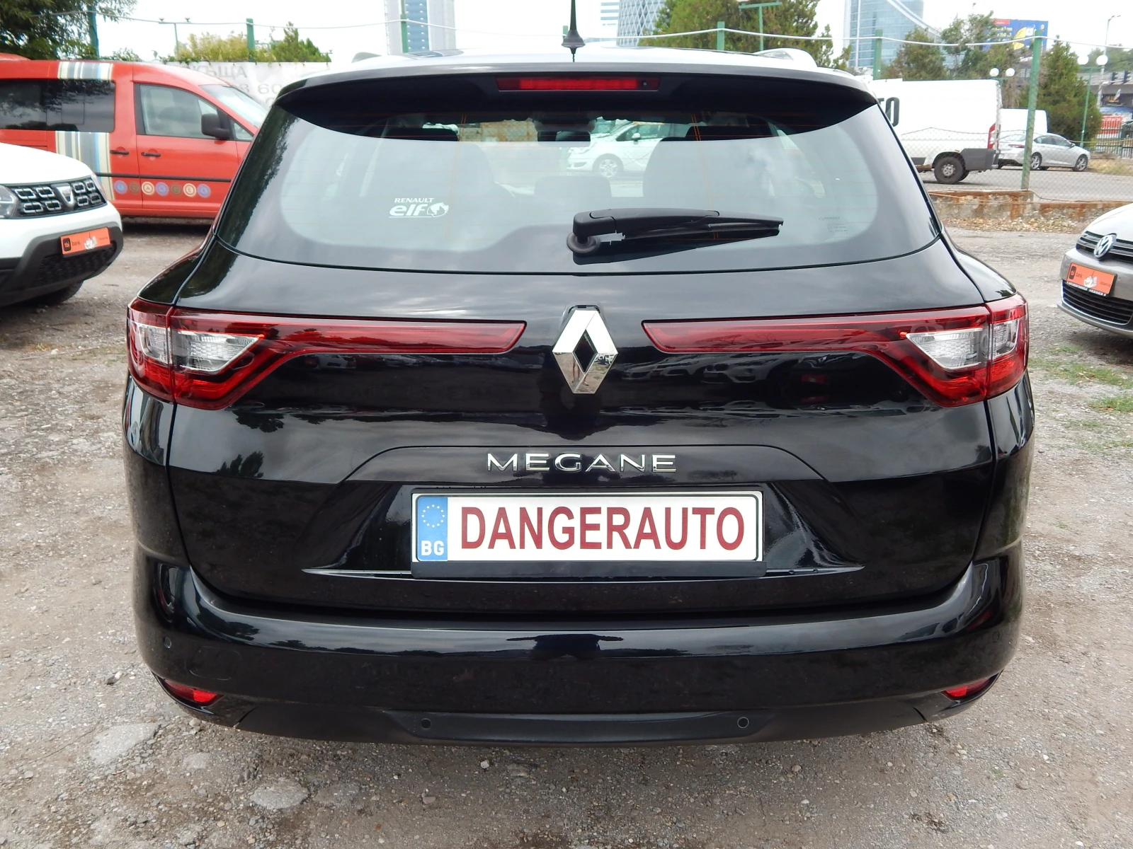 Renault Megane 1.5DCI* ПЕРФЕКТНА*  - изображение 5