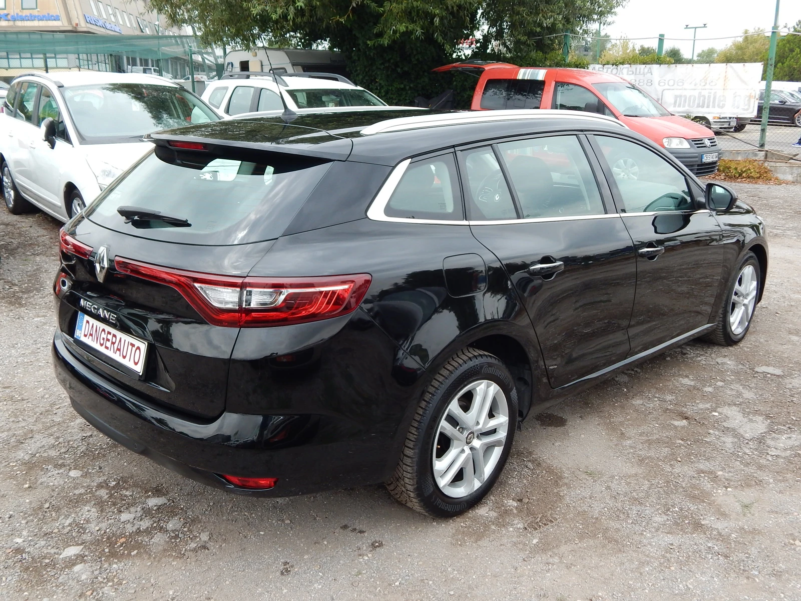 Renault Megane 1.5DCI* ПЕРФЕКТНА*  - изображение 4
