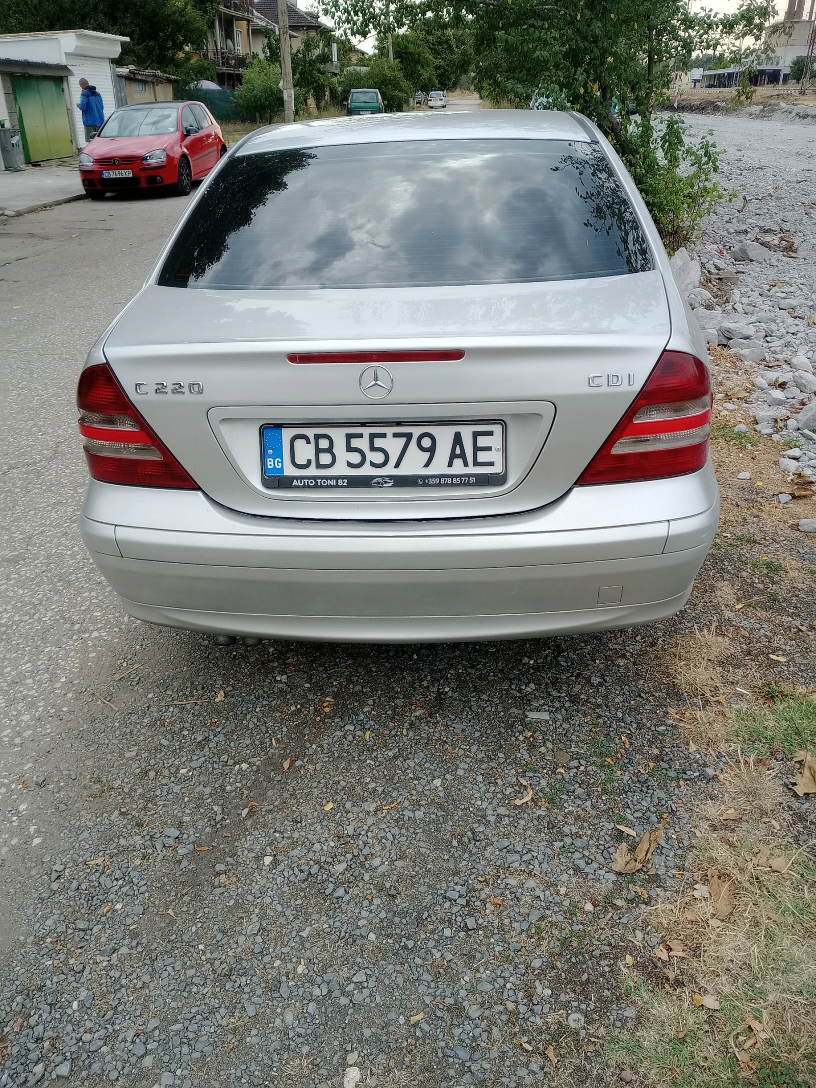 Mercedes-Benz 220  - изображение 2