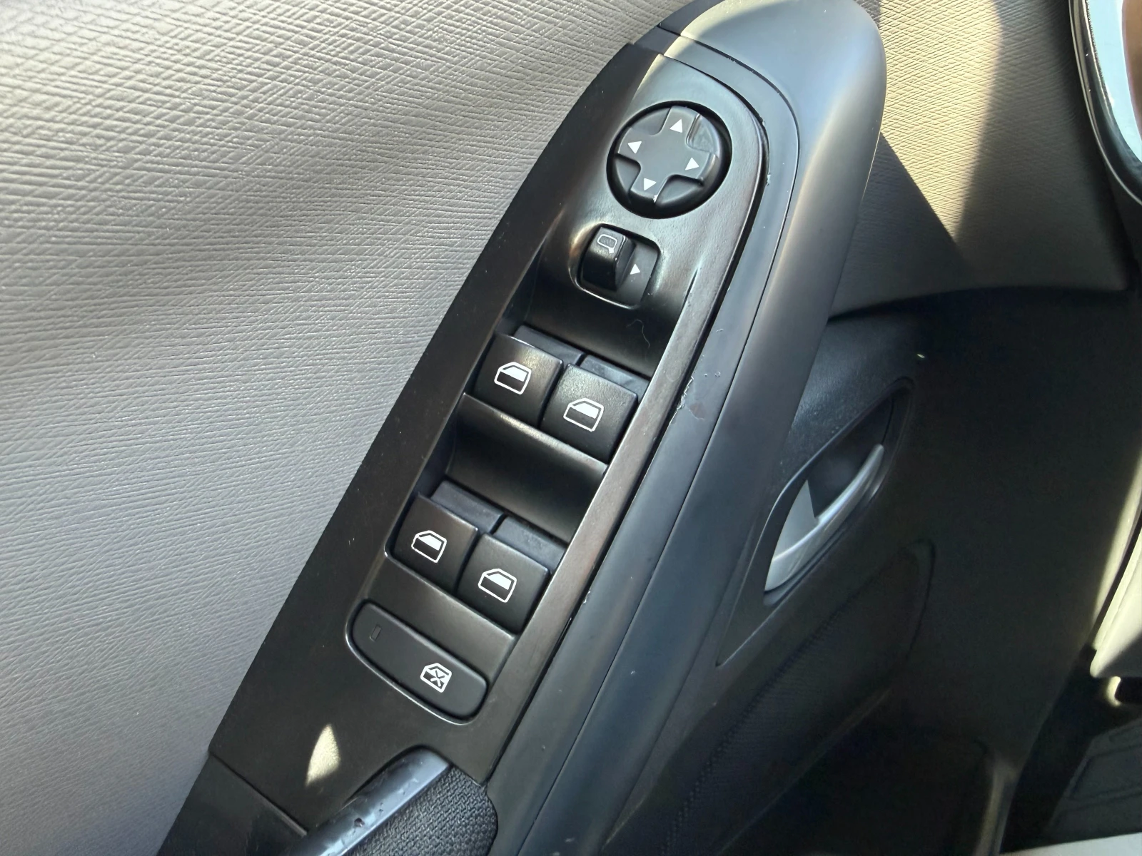 Citroen C4 Picasso  6 /1.6hdi/7-  | Mobile.bg   14