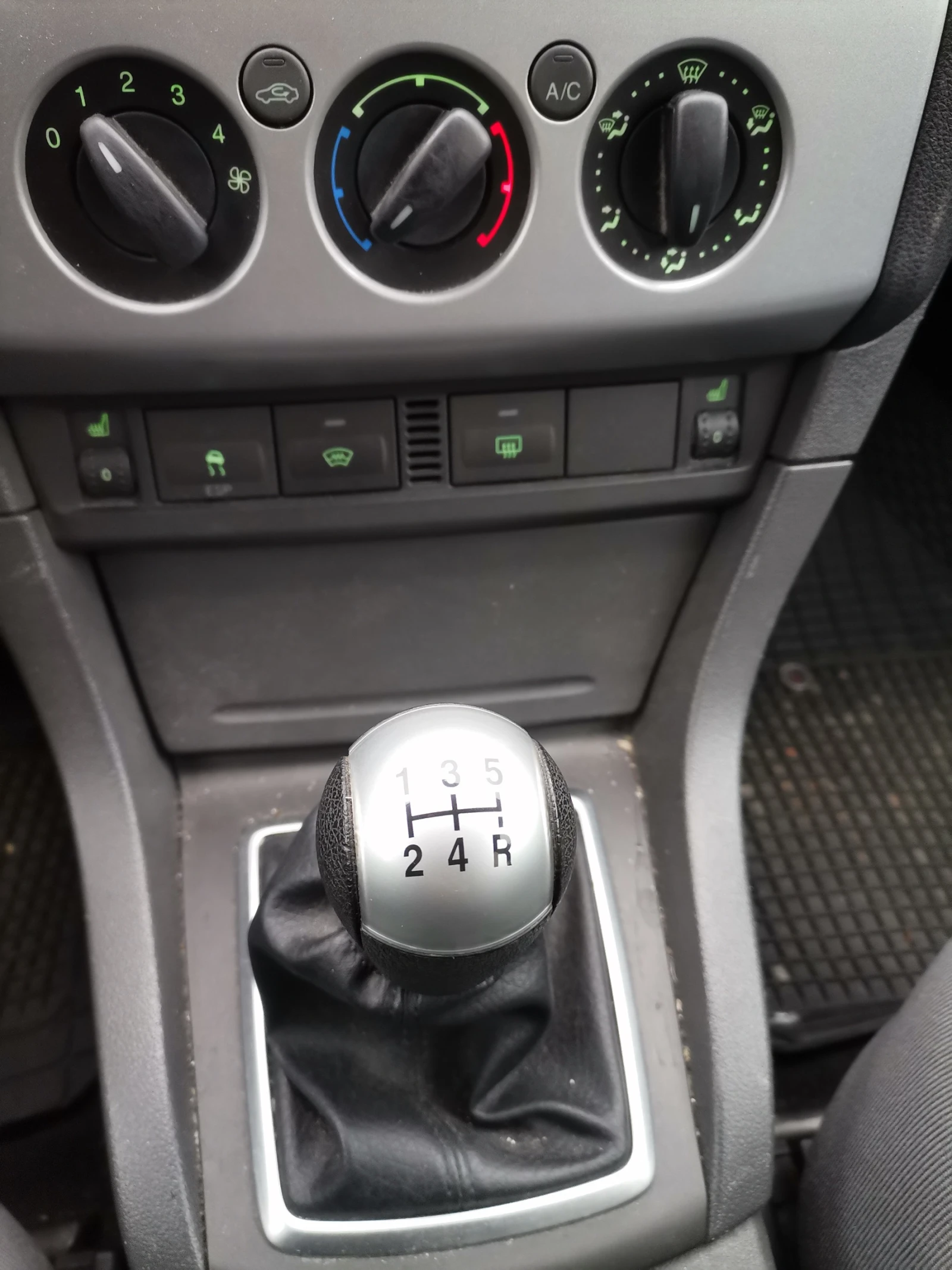 Ford Focus 1.6 I * GIHIA* *  | Mobile.bg   13