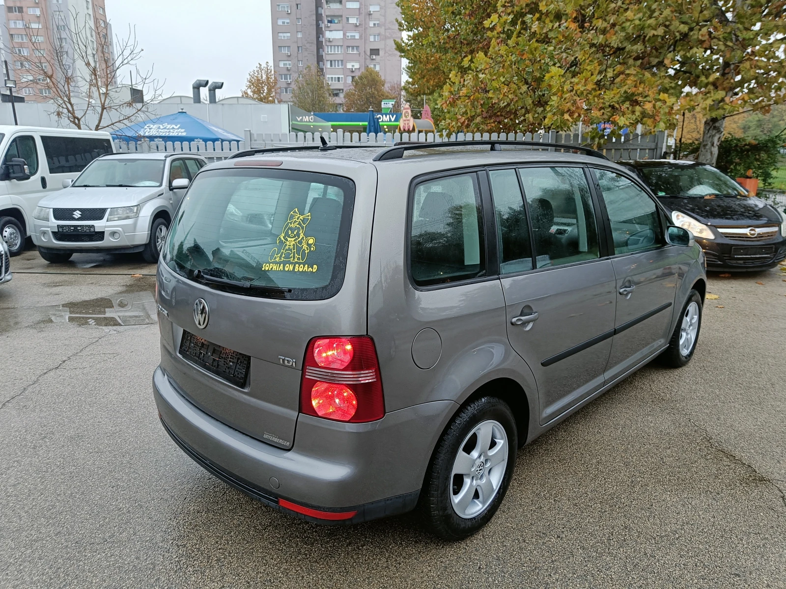 VW Touran 1.9 BARTER 105 - изображение 5