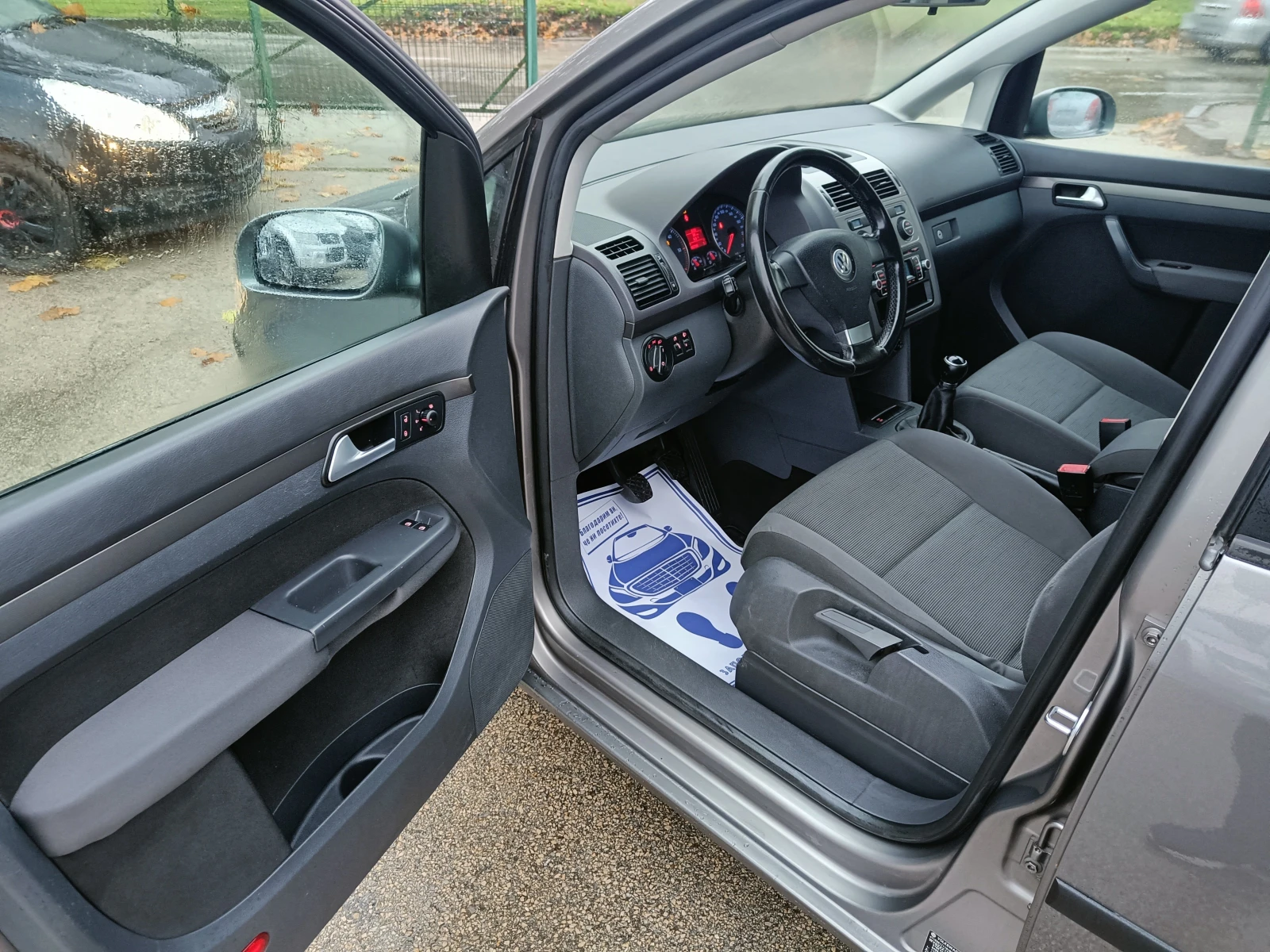 VW Touran 1.9 BARTER 105 - изображение 10