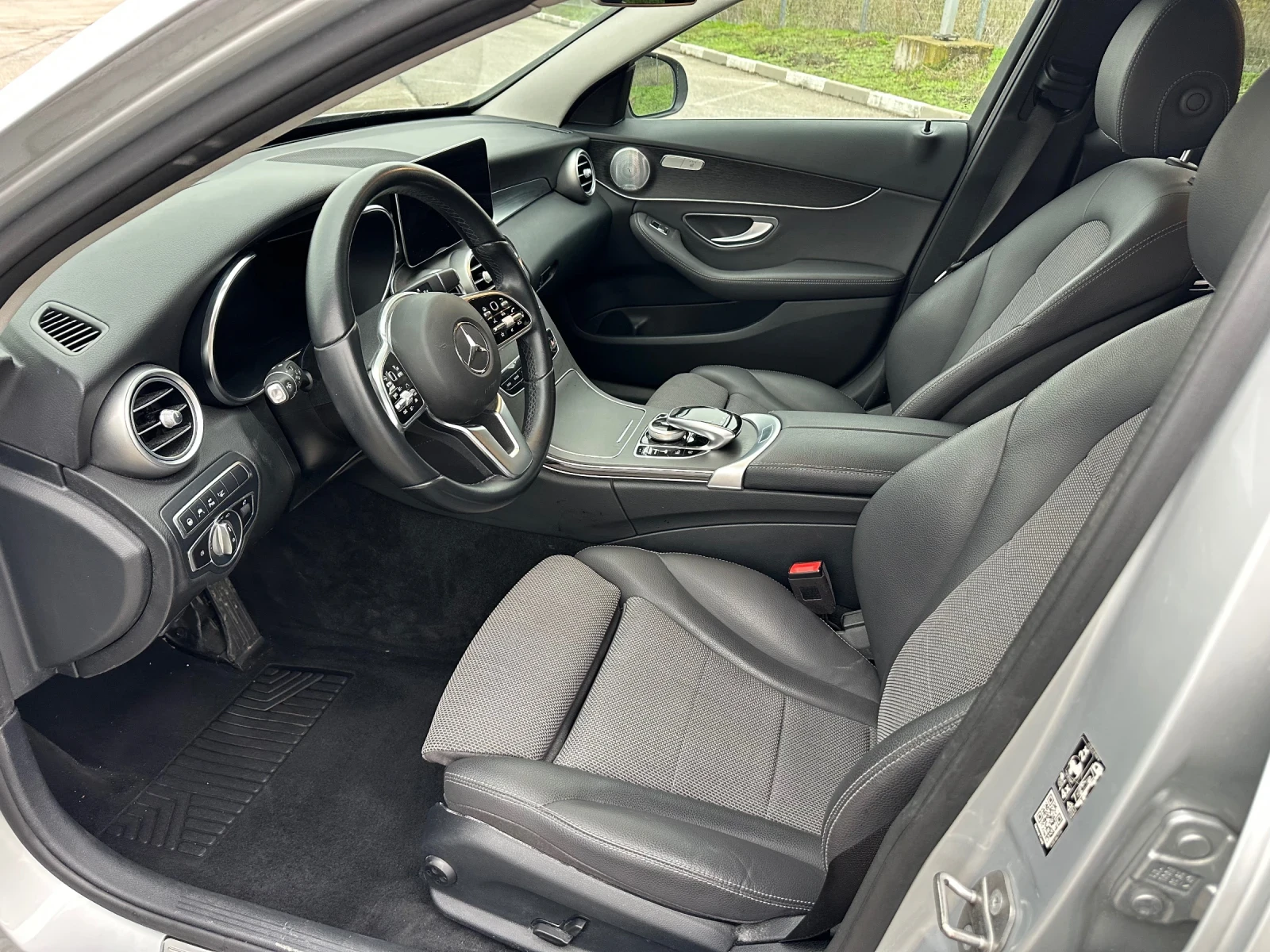 Mercedes-Benz C 220 d 4MATIK FULL AIR HEAD UP BURM DISTR 360 CAM - изображение 10