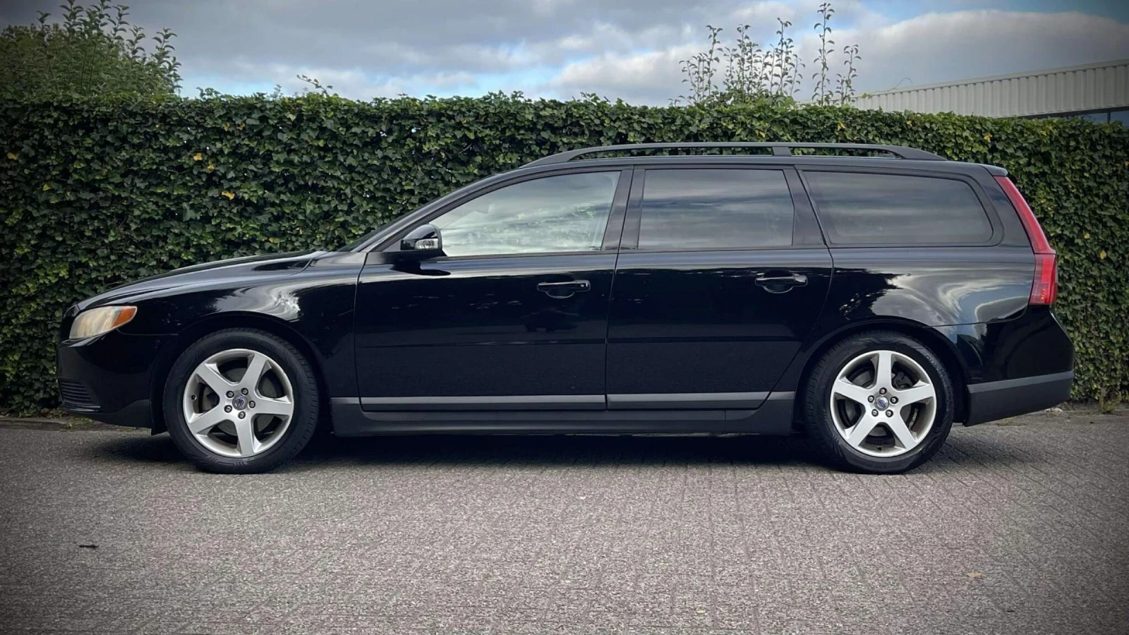 Volvo V70 Volvo V70 2008 145к.с 2.0 бензин 3ключа Перфектен! - изображение 8