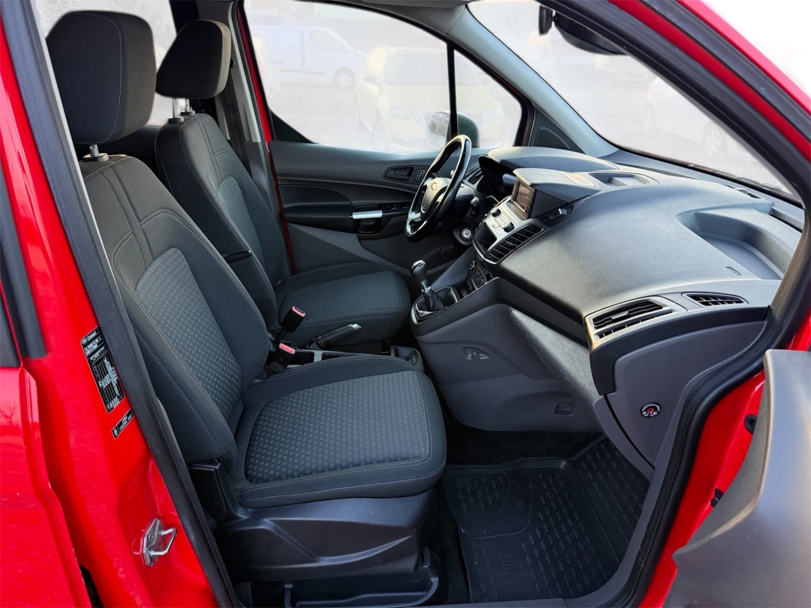 Ford Connect Grand Tourneo/1.5TDCi/7 Seats/Titanium/Euro6 | Mobile.bg � ����������� 12