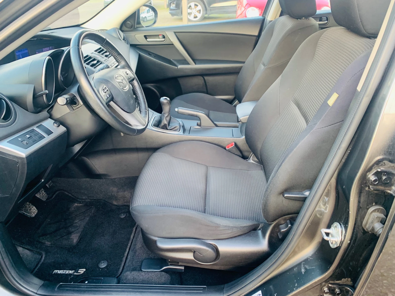 Mazda 3 1.6hdi FACE - изображение 10