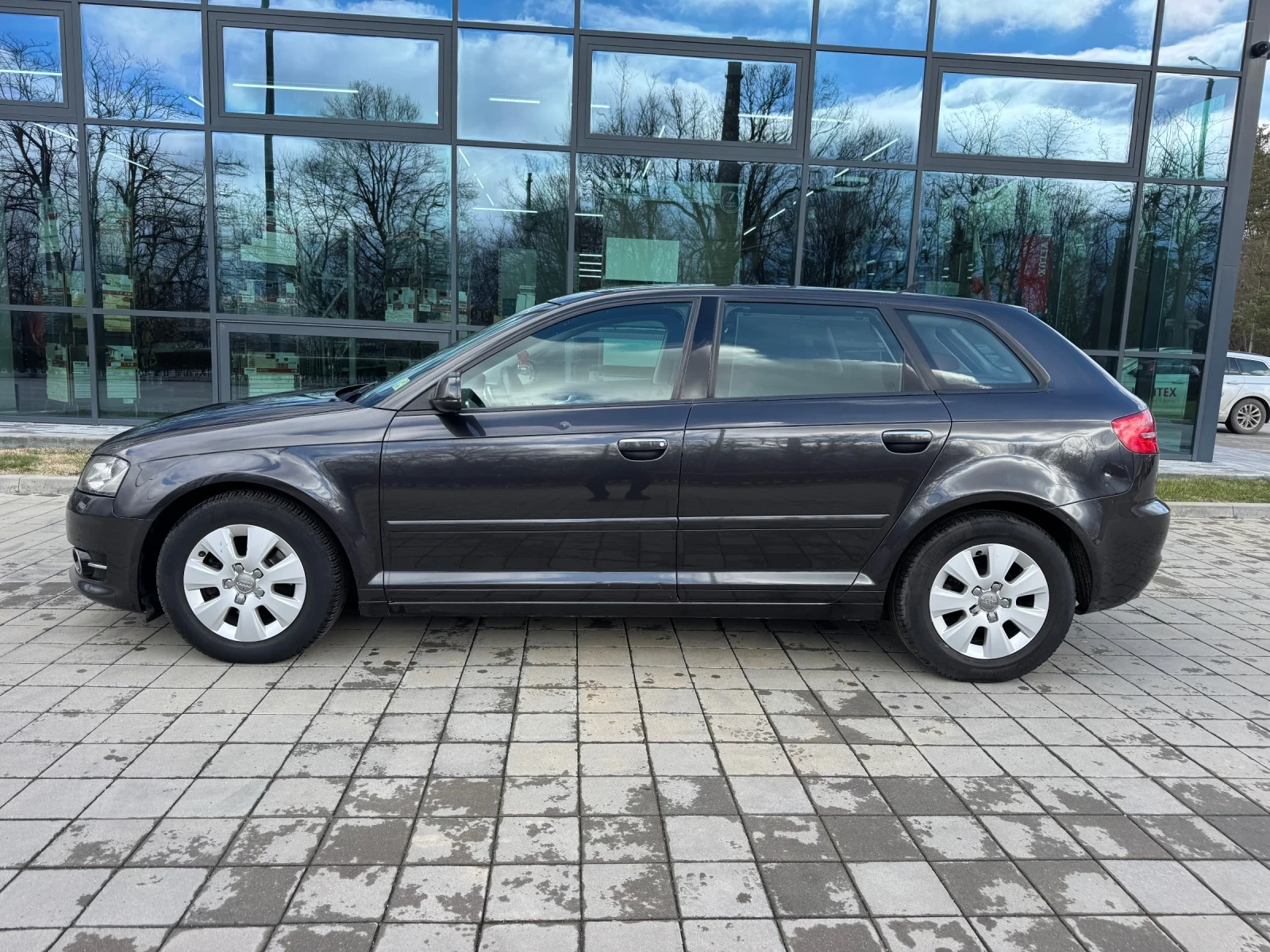 Audi A3 Sportback* Bi-Xenon* Led* Navi-Plus* Leder* Tempom | Mobile.bg � ����������� 6
